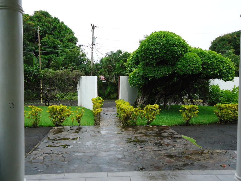 Hotel Casa Del Sol Managua Exterior foto