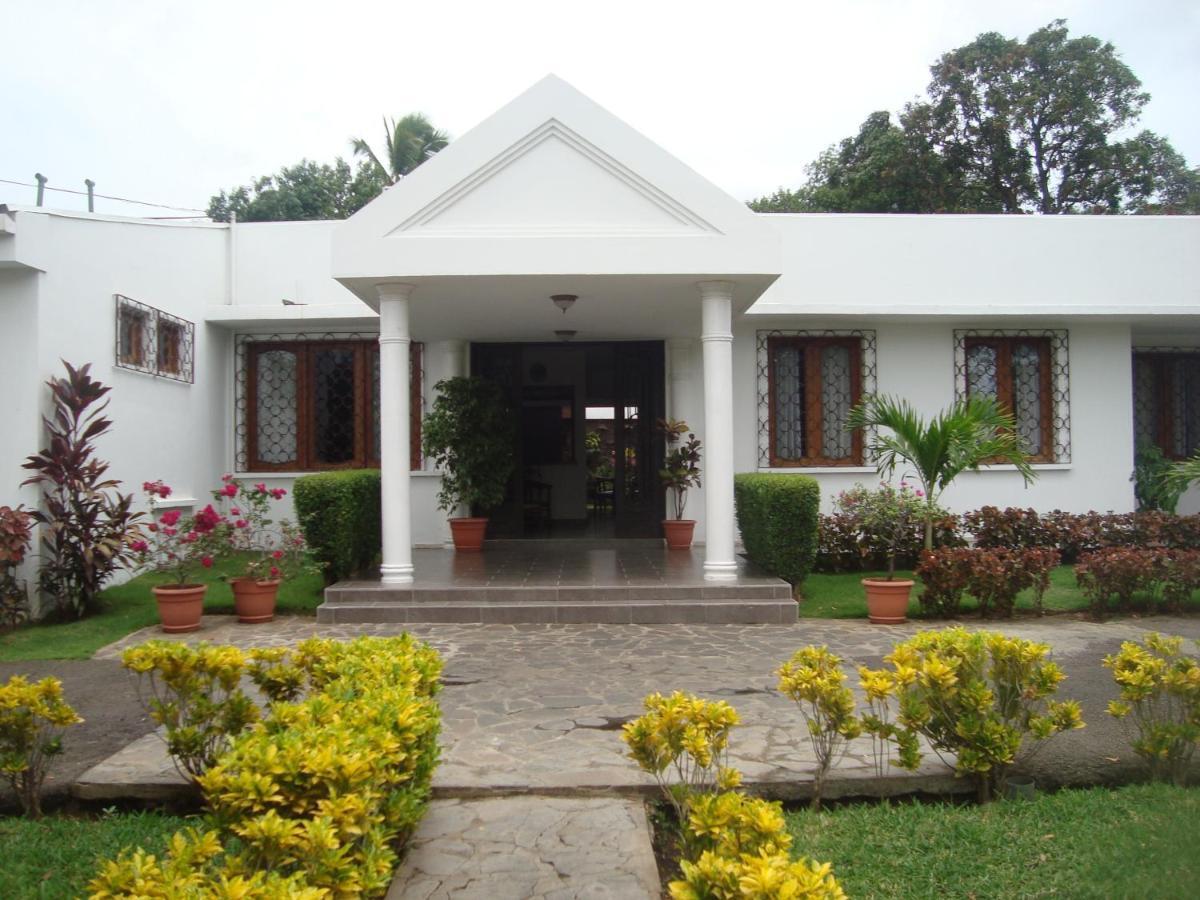 Hotel Casa Del Sol Managua Exterior foto